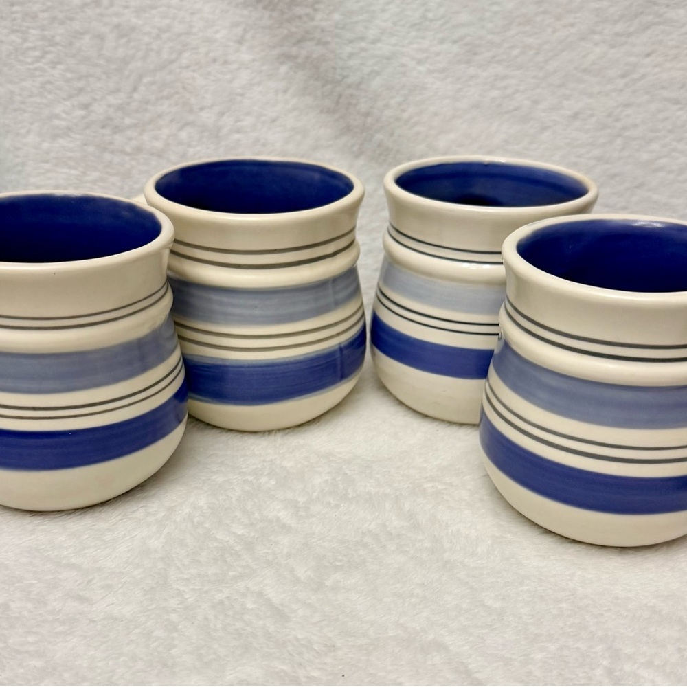 Four Pfaltzgraff Rio stoneware mug with blue and cream stripes. 14OZ